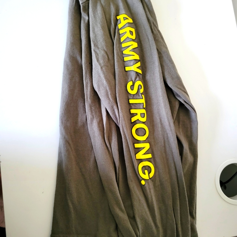 NWOT.  Army Star Logo Olive Green  Long Sleeve Shirt Size XL - Picture 6 of 6
